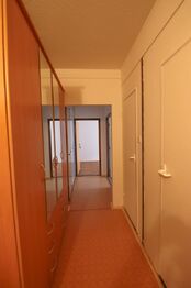 chodba - Pronájem bytu 3+1 v osobním vlastnictví 66 m², České Budějovice