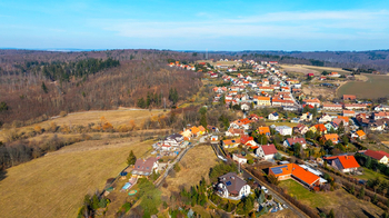 Prodej pozemku 744 m², Habrůvka