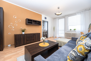 Prodej bytu 3+1 v osobním vlastnictví 71 m², Praha 8 - Troja