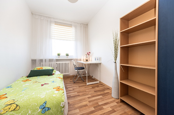 Prodej bytu 3+1 v osobním vlastnictví 71 m², Praha 8 - Troja