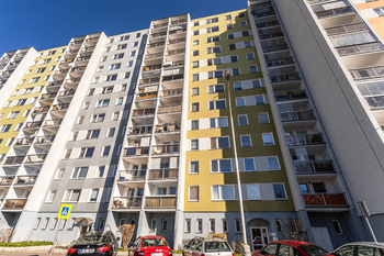 Prodej bytu 3+1 v osobním vlastnictví 71 m², Praha 8 - Troja