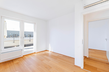 Pronájem bytu 4+kk v osobním vlastnictví 99 m², Praha 8 - Dolní Chabry