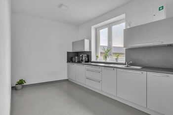 Prodej jiných prostor 492 m², Praha 5 - Lahovice