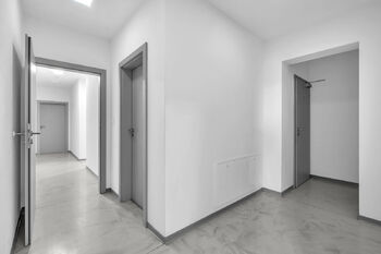 Prodej jiných prostor 492 m², Praha 5 - Lahovice