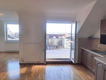 Prodej bytu 3+1 v osobním vlastnictví 65 m², Plzeň