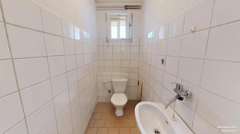 WC - Prodej obchodních prostor 212 m², České Budějovice