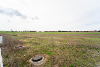 Prodej pozemku 857 m², Žatec
