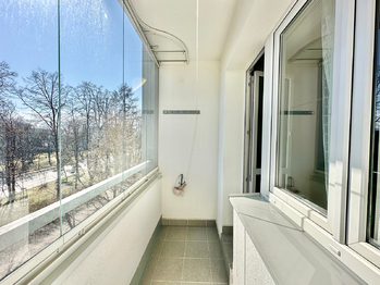 Pronájem bytu 2+1 v družstevním vlastnictví 51 m², Praha 6 - Břevnov