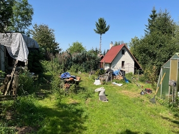 Prodej pozemku 901 m², Pulečný