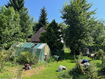 Prodej pozemku 901 m², Pulečný