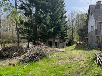 Prodej pozemku 901 m², Pulečný