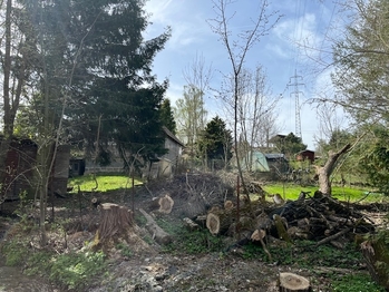 Prodej pozemku 901 m², Pulečný