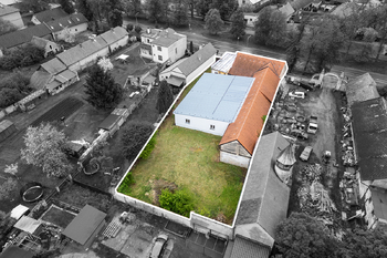 Pronájem obchodních prostor 619 m², Kostelní Lhota