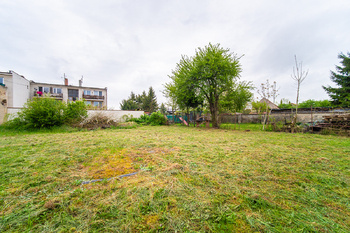 Pronájem obchodních prostor 619 m², Kostelní Lhota