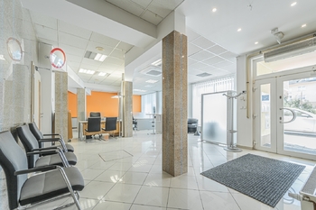 Pronájem kancelářských prostor 183 m², Kladno