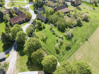 Prodej pozemku 944 m², Chrtníč