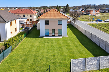 Prodej domu 180 m², Veleň