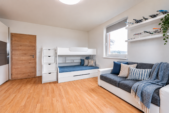 Prodej domu 180 m², Veleň