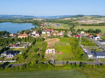 Prodej pozemku 985 m², Srbice