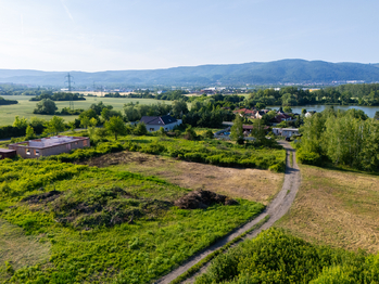 Prodej pozemku 985 m², Srbice