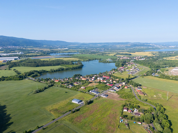 Prodej pozemku 985 m², Srbice