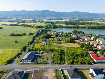 Prodej pozemku 985 m², Srbice