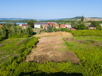 Prodej pozemku 985 m², Srbice