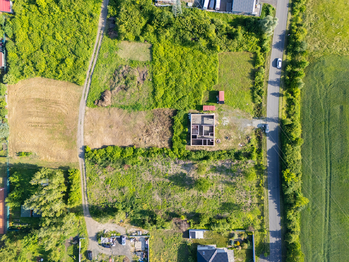 Prodej pozemku 985 m², Srbice