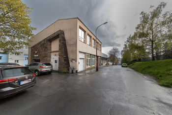 Prodej obchodních prostor 140 m², Břidličná