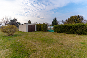 Prodej pozemku 858 m², České Budějovice