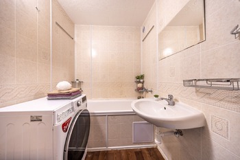 Prodej bytu 3+kk v osobním vlastnictví 62 m², Praha 4 - Kamýk
