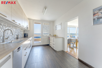 kuchyň - Prodej bytu 3+1 v osobním vlastnictví 99 m², Praha 5 - Stodůlky 