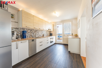 Prodej bytu 3+1 v osobním vlastnictví 99 m², Praha 5 - Stodůlky