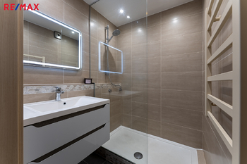 Prodej bytu 3+1 v osobním vlastnictví 99 m², Praha 5 - Stodůlky