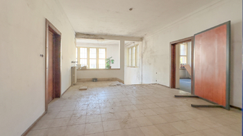 Hala kanceláře Patro 1 - Prodej skladovacích prostor 1817 m², Úpice