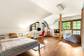 Prodej domu 307 m², Senohraby