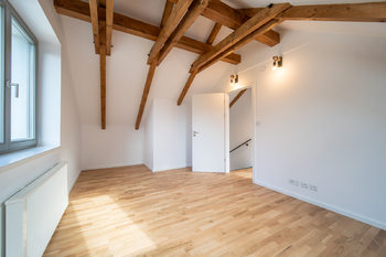 Pronájem bytu 3+kk v osobním vlastnictví 76 m², Praha 9 - Klánovice
