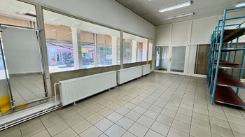 Pronájem obchodních prostor 94 m², Břeclav