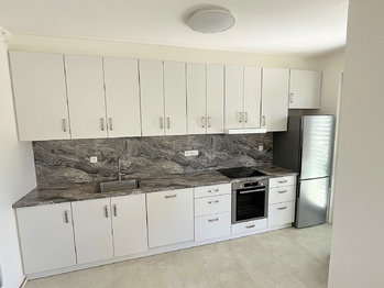 Pronájem bytu 3+kk v osobním vlastnictví 85 m², Praha 9 - Klánovice