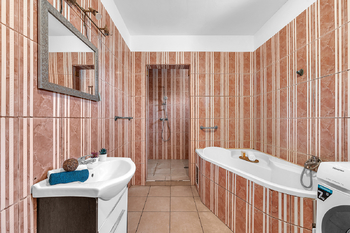 Prodej domu 217 m², Odřepsy