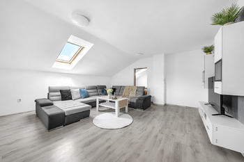Prodej domu 217 m², Odřepsy