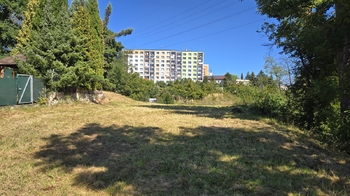 Prodej pozemku 1293 m², Děčín