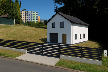 Prodej pozemku 1293 m², Děčín