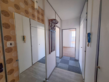 předsíň - Pronájem bytu 3+1 v osobním vlastnictví 66 m², České Budějovice