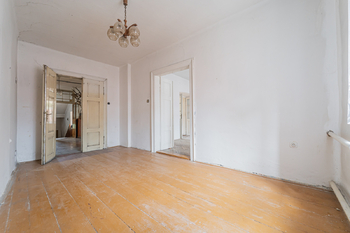 Pokoj 5 - Prodej nájemního domu 357 m², Kutná Hora