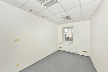 Pronájem kancelářských prostor 83 m², Plzeň
