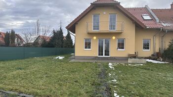Pronájem domu 153 m², Holubice