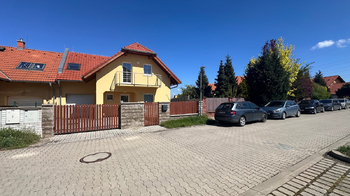 Pronájem domu 153 m², Holubice