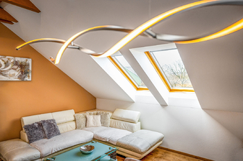 obývací pokoj s kuchyní - Prodej bytu 3+kk v osobním vlastnictví 66 m², Včelná