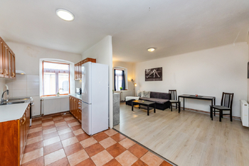 Prodej RD Březnice_byt - Prodej domu 250 m², Březnice